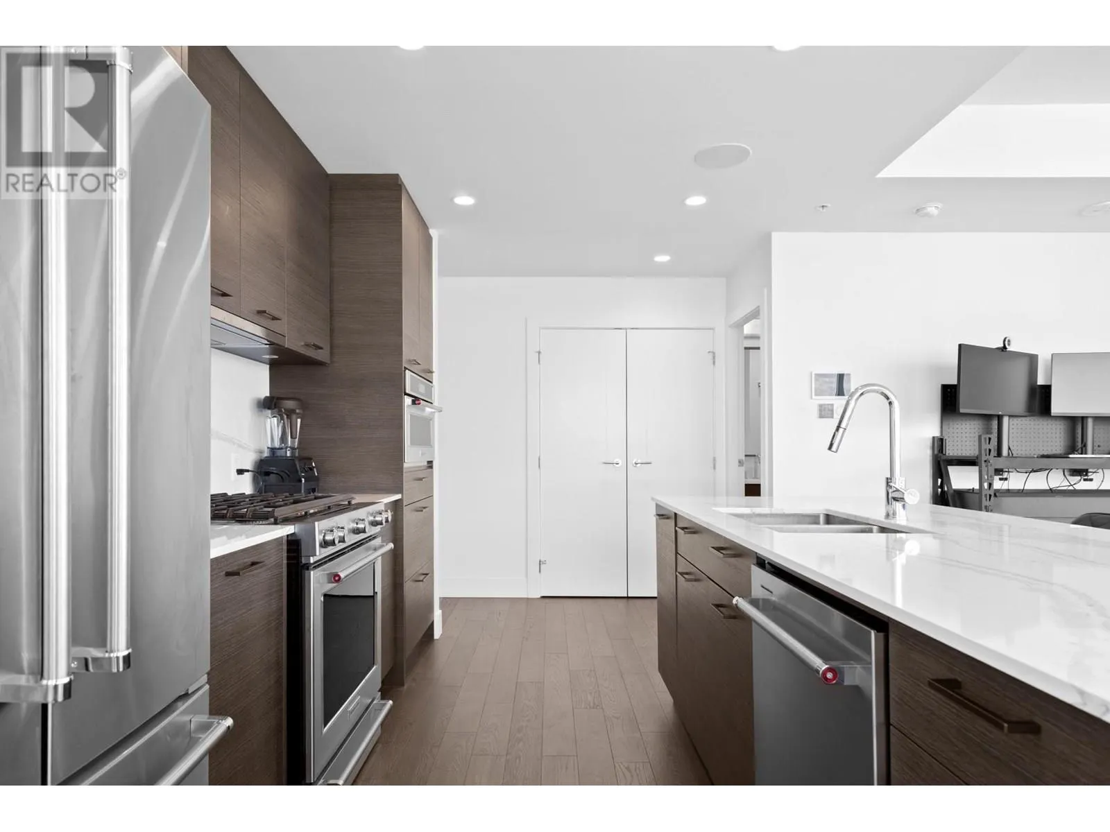 1191 Sunset Drive Unit# 2805