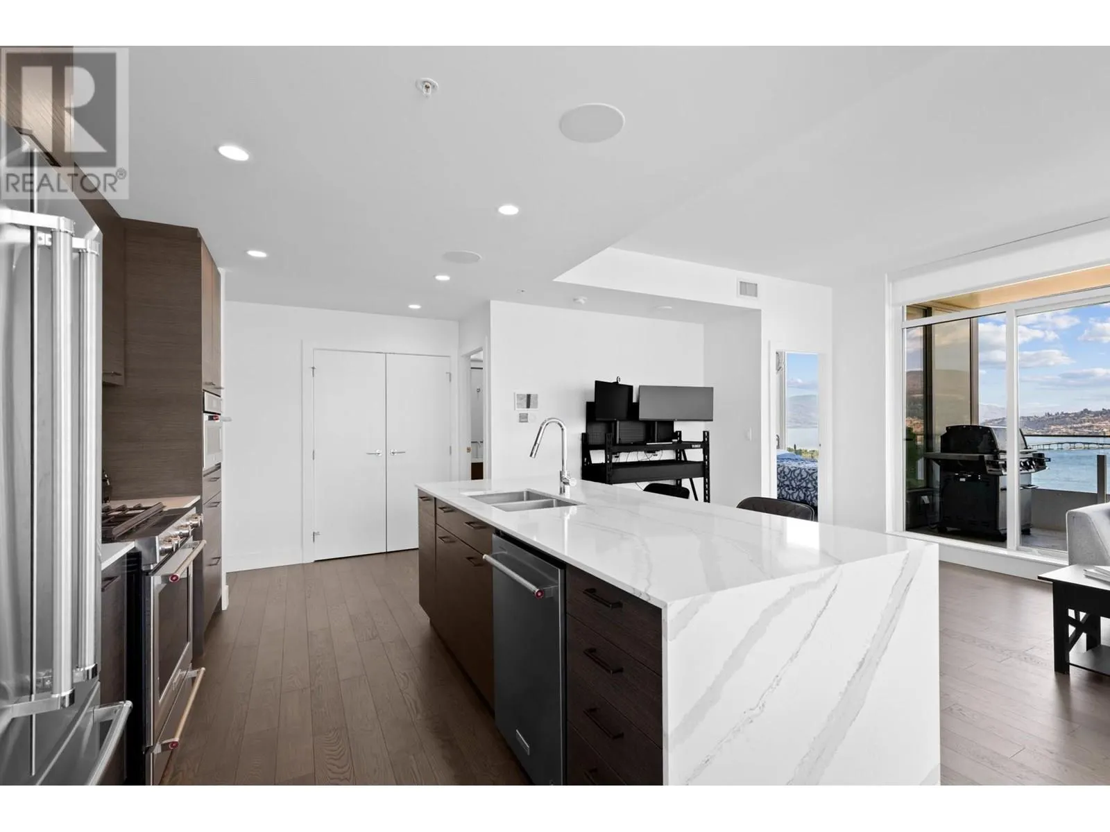 1191 Sunset Drive Unit# 2805