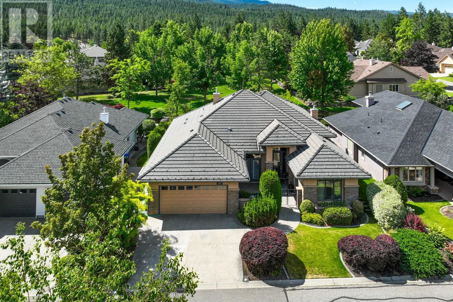 4349 Gallaghers Fairway S