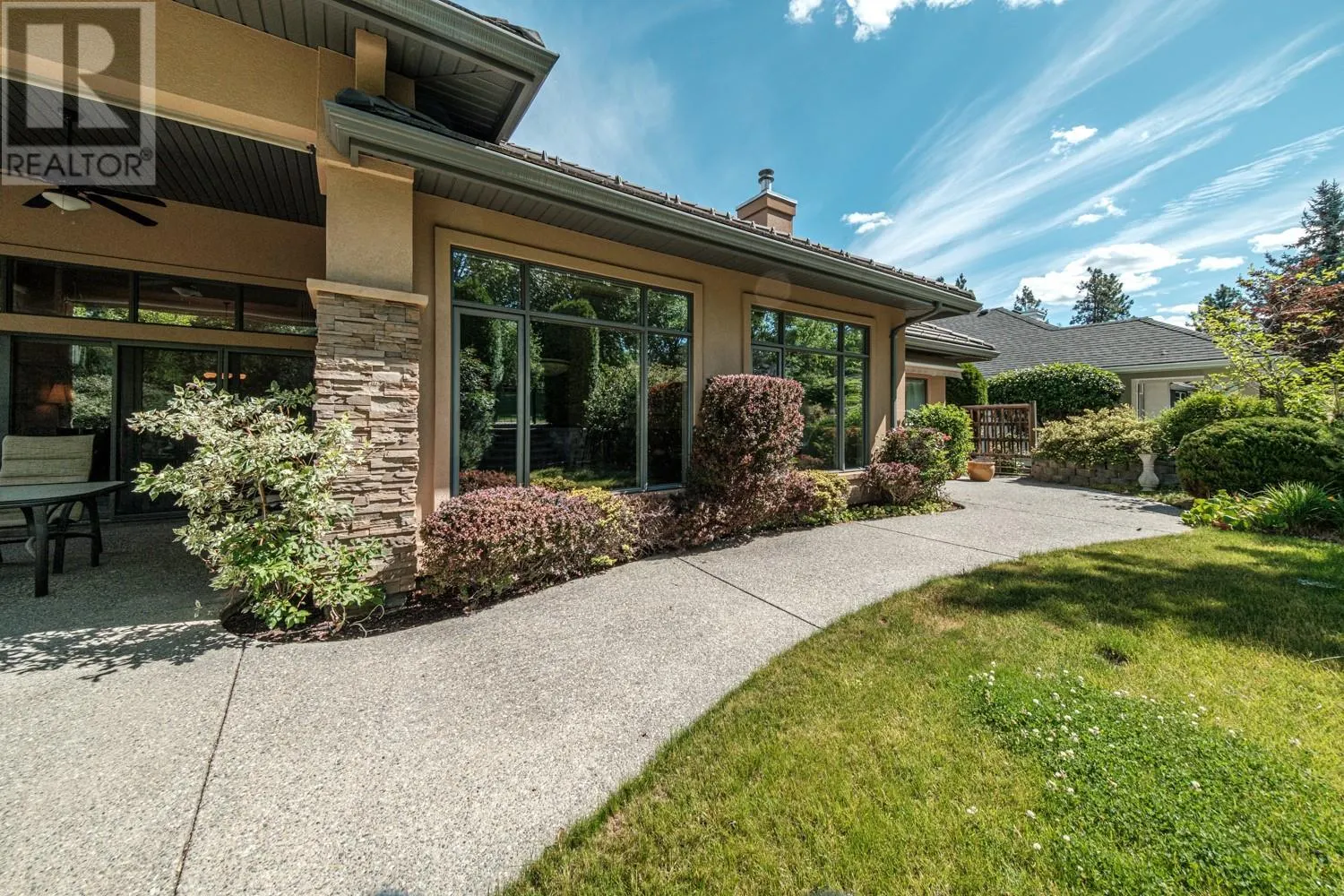 4349 Gallaghers Fairway S