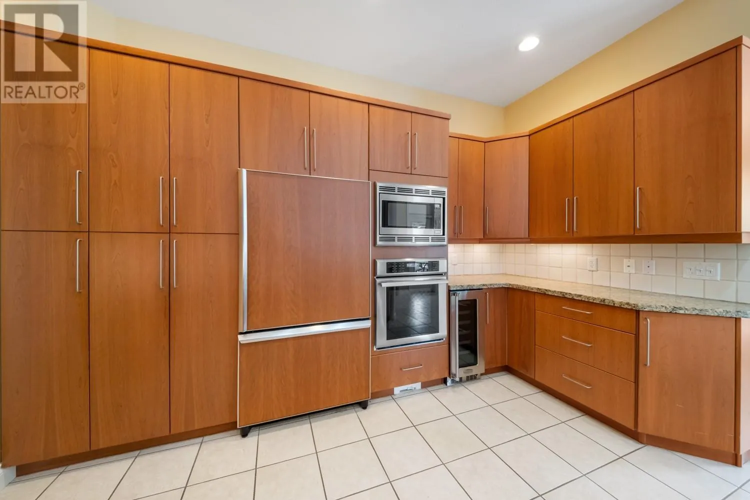 4349 Gallaghers Fairway S