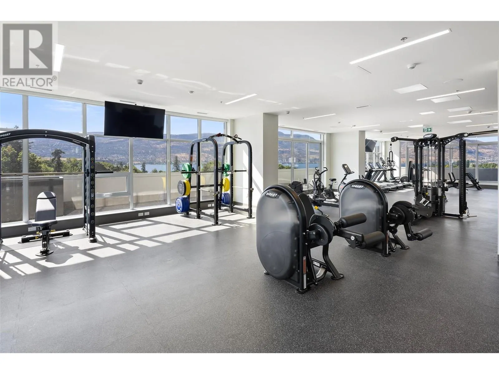 238 Leon Avenue Unit# 809