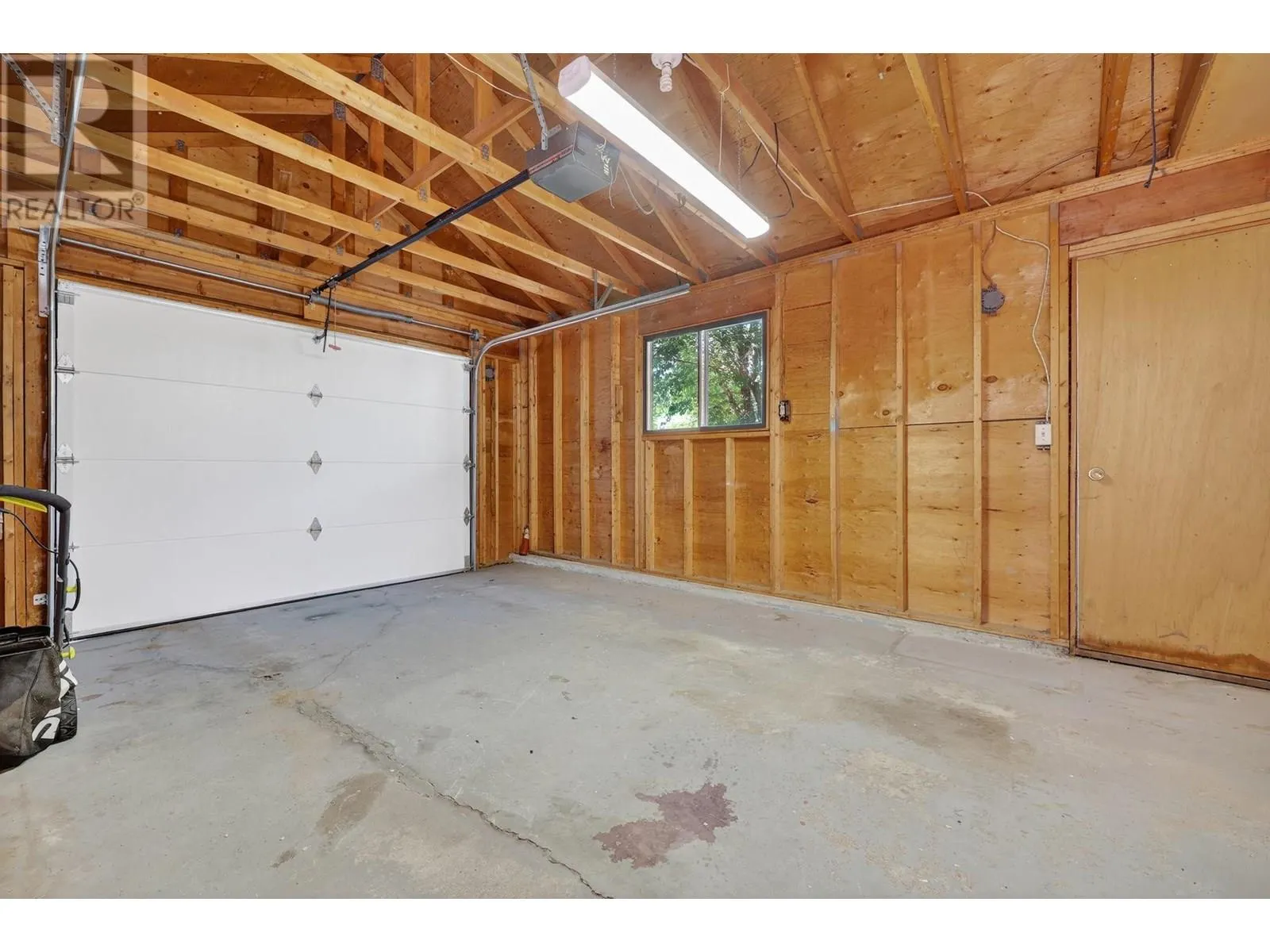 1436 Athans Court