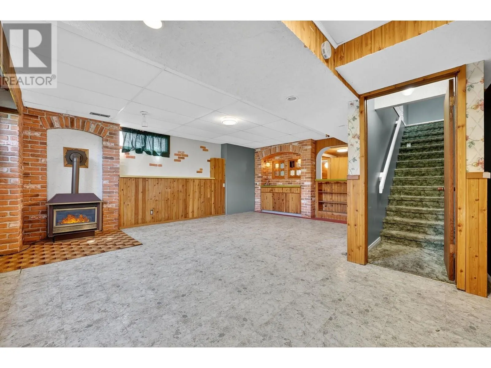 1436 Athans Court