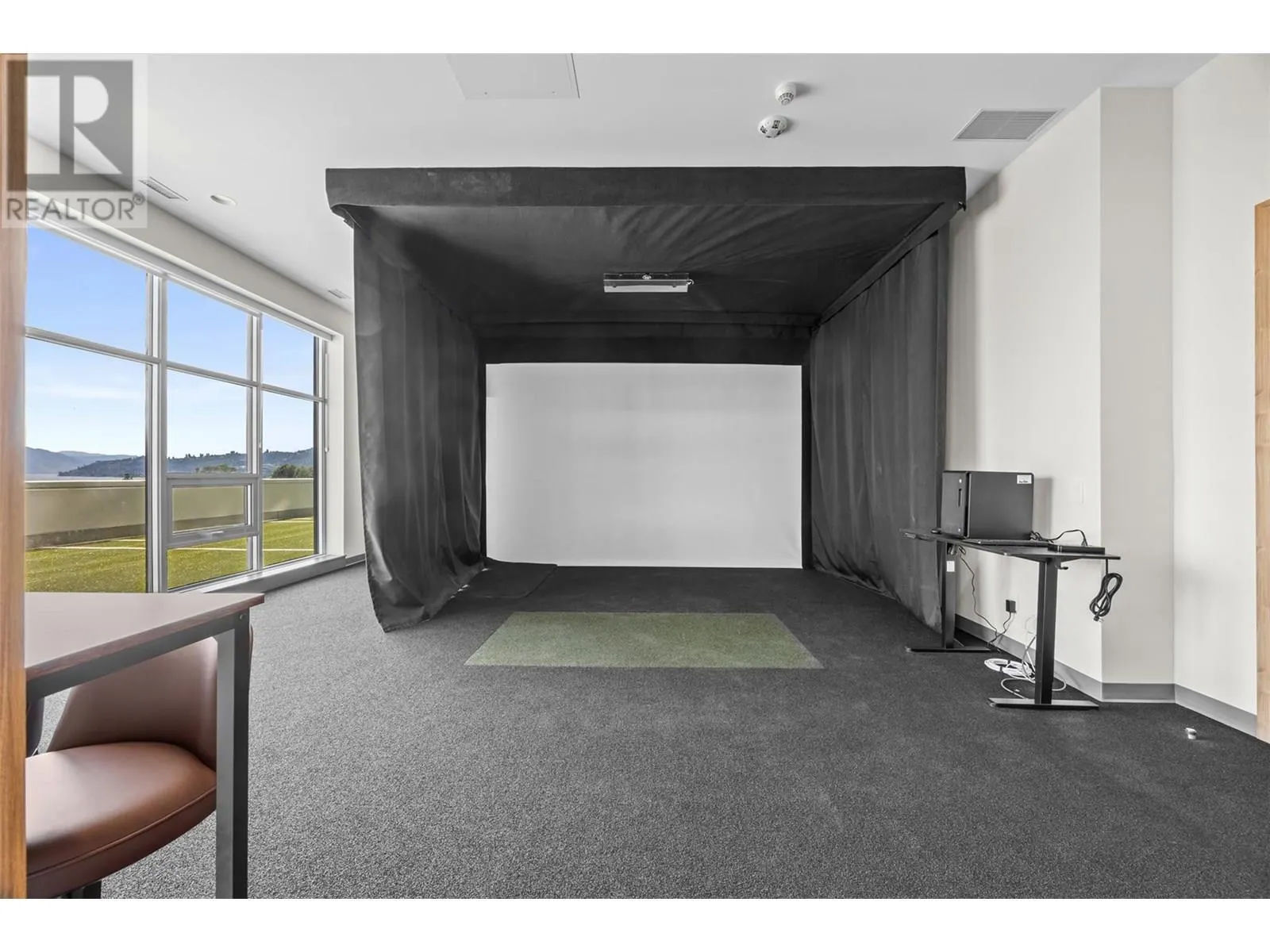 238 Leon Avenue Unit# 709