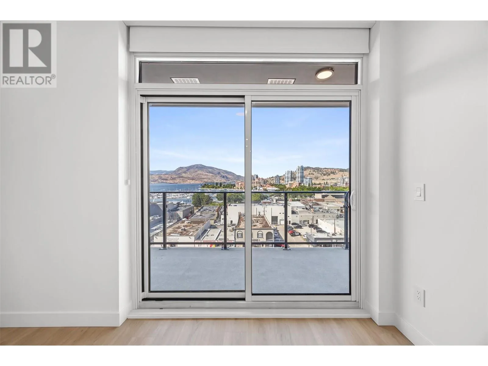238 Leon Avenue Unit# 709