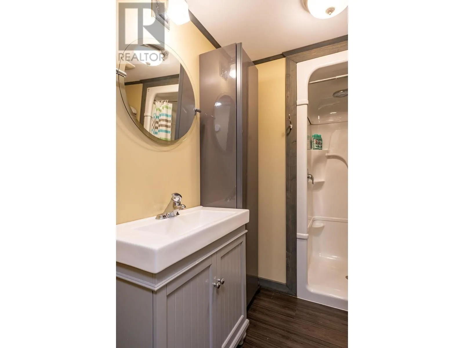 1079 Lundell Road Unit# 4