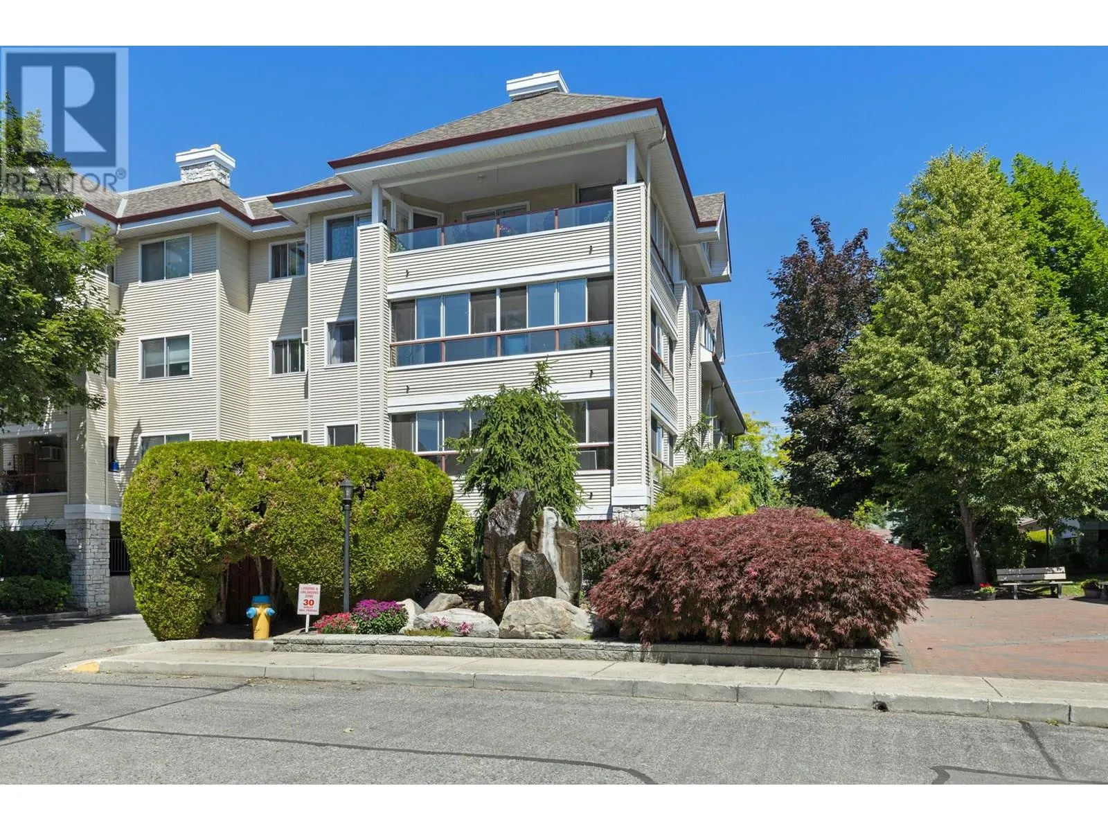 940 Glenwood Avenue Unit# 210