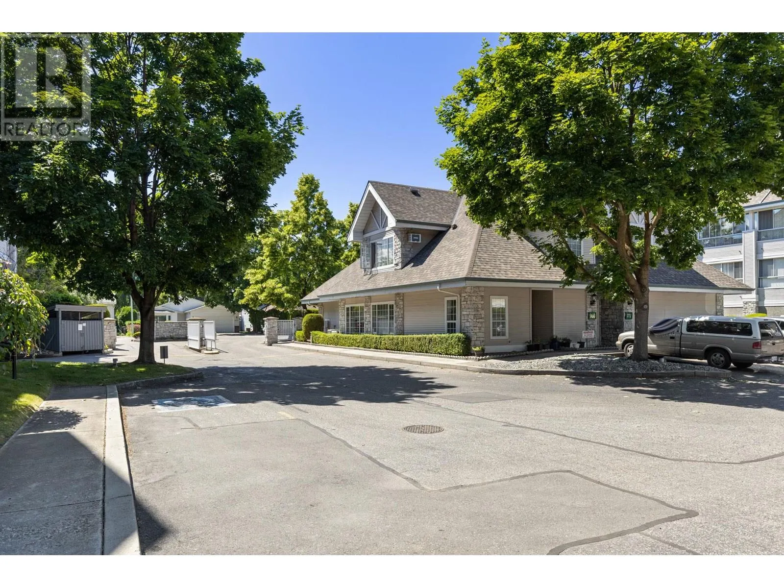 940 Glenwood Avenue Unit# 210