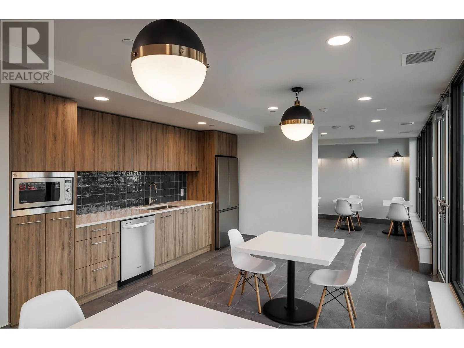 3699 Capozzi Road Unit# 909