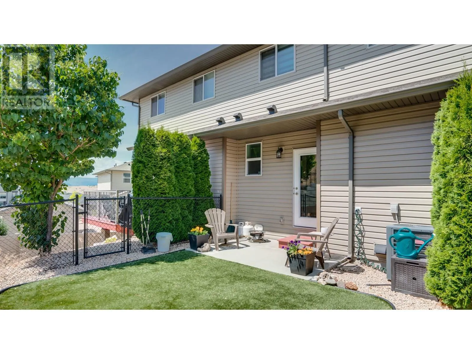 933 Mt Robson Place Unit# 3