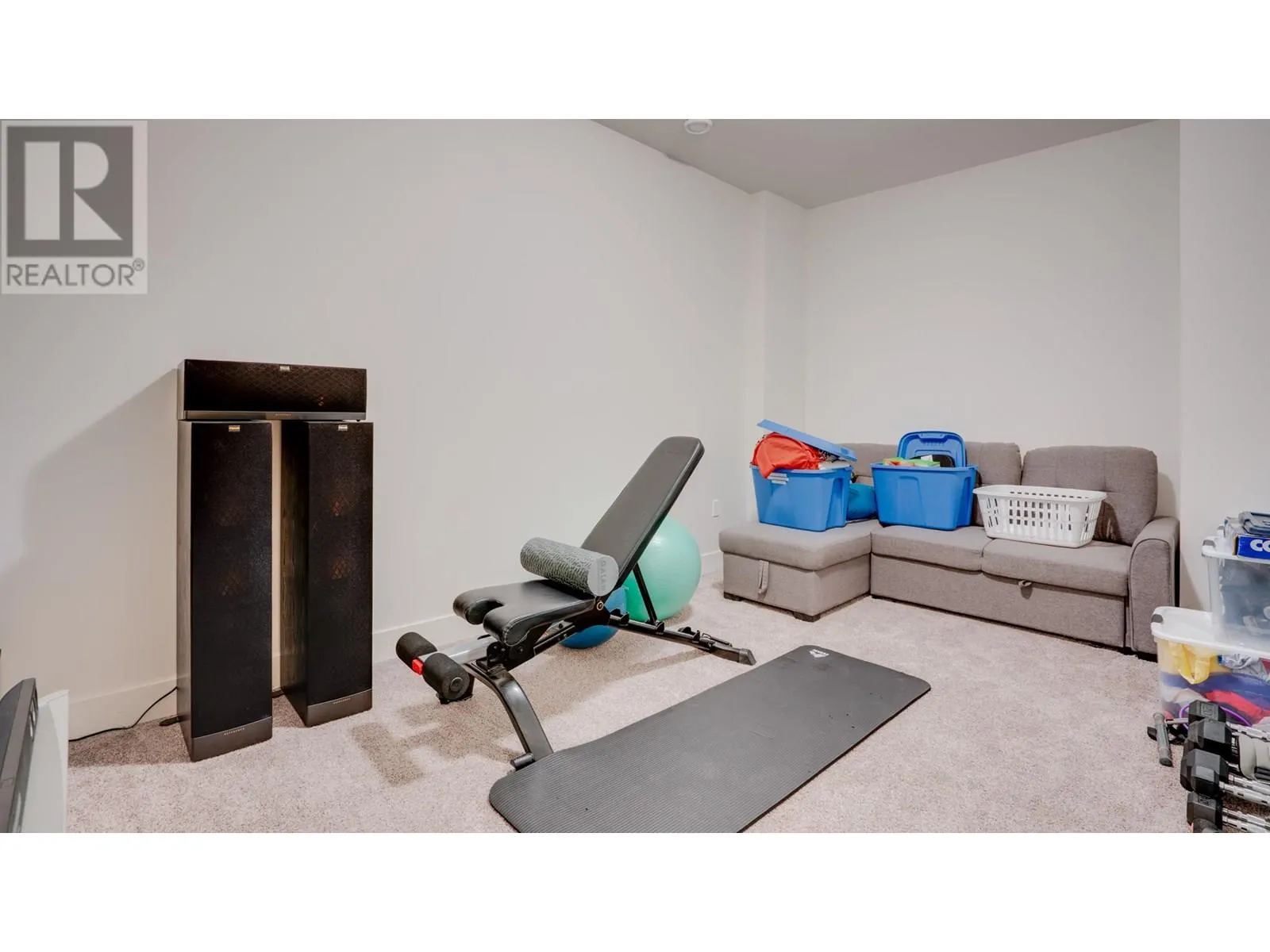 933 Mt Robson Place Unit# 3