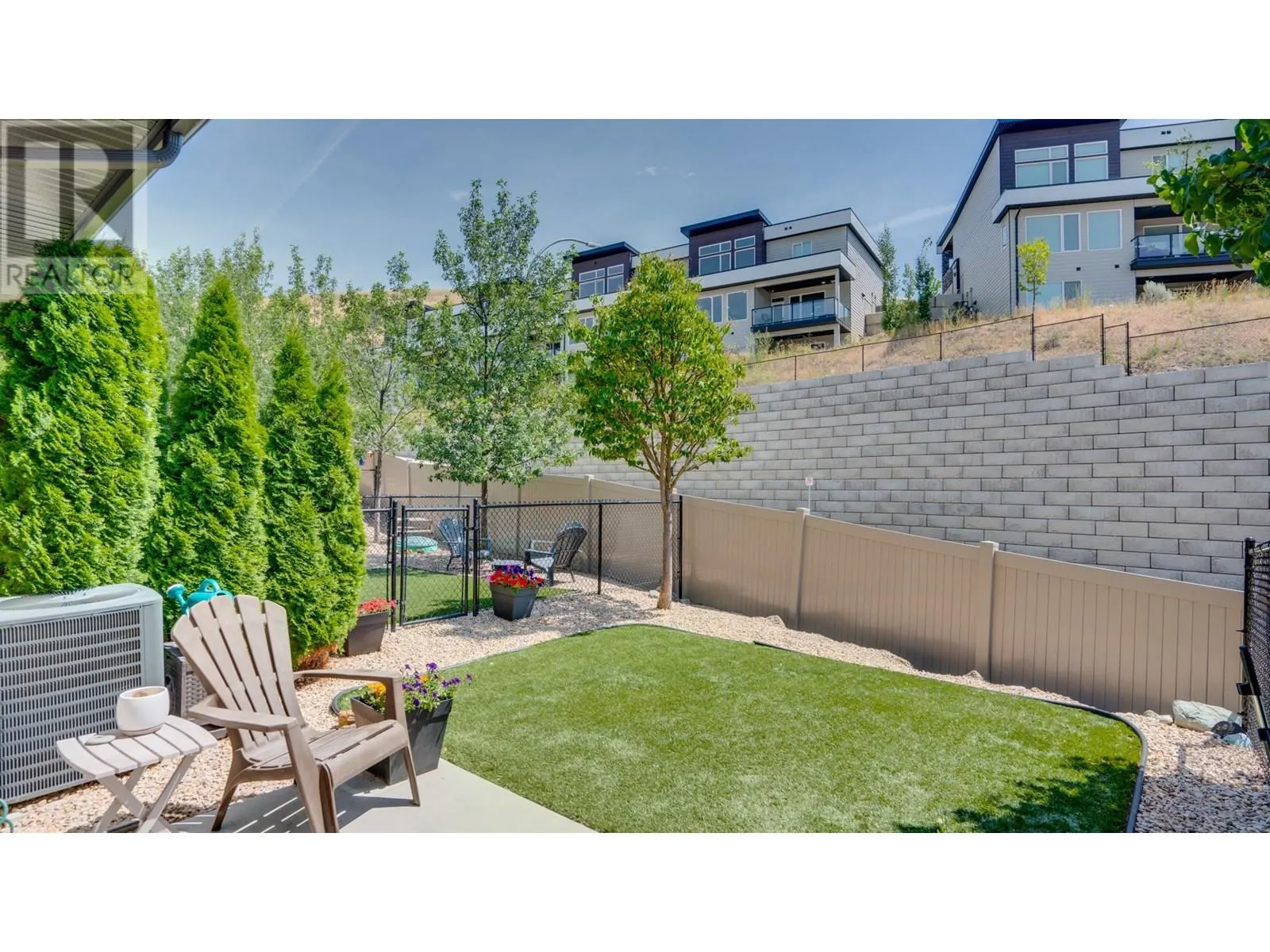 933 Mt Robson Place Unit# 3