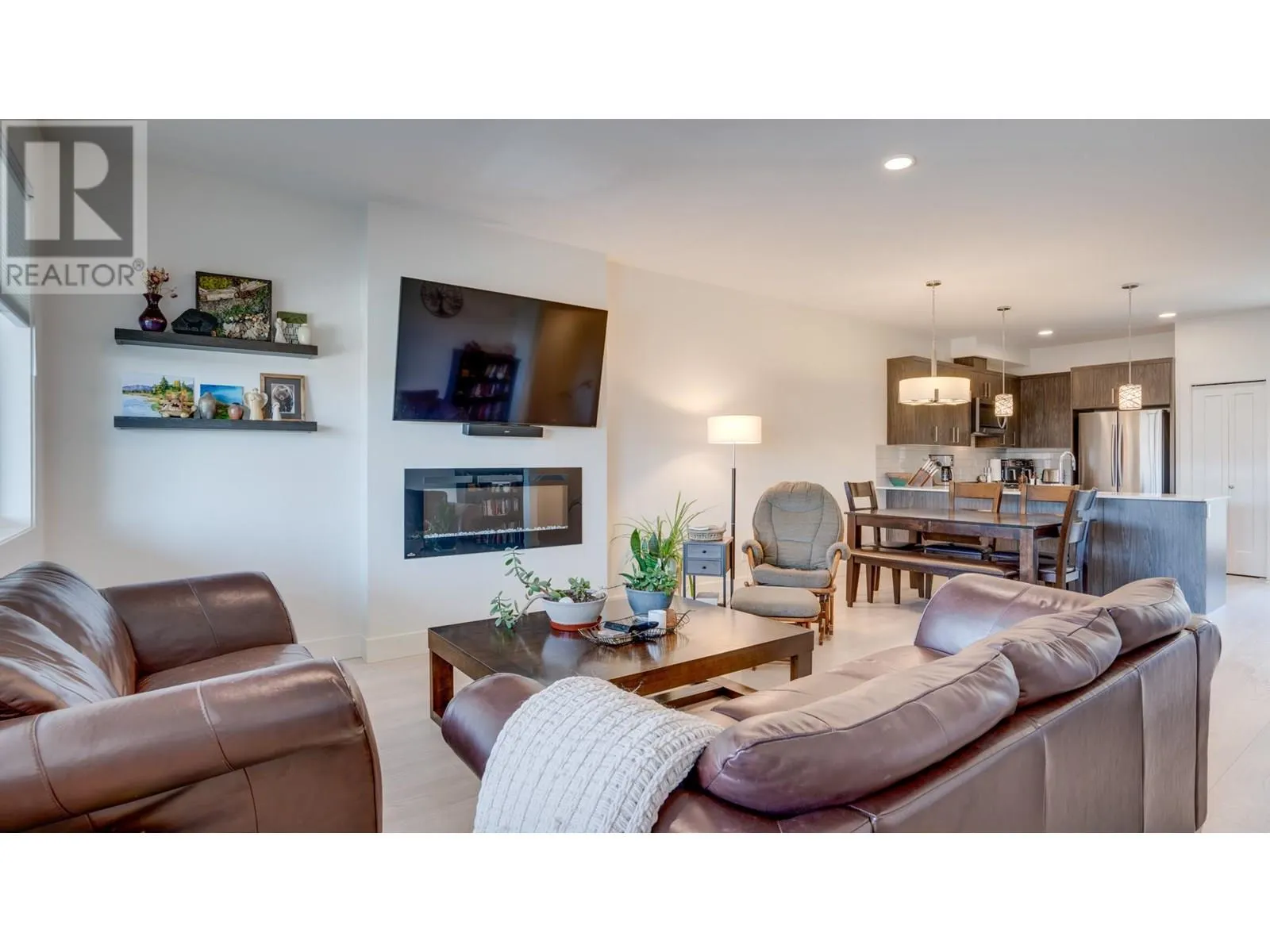 933 Mt Robson Place Unit# 3