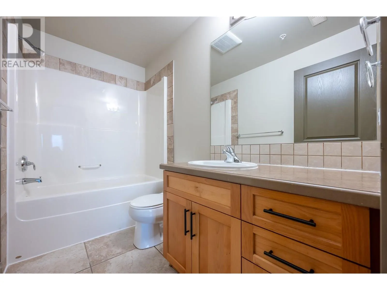 873 Forestbrook Drive Unit# 203