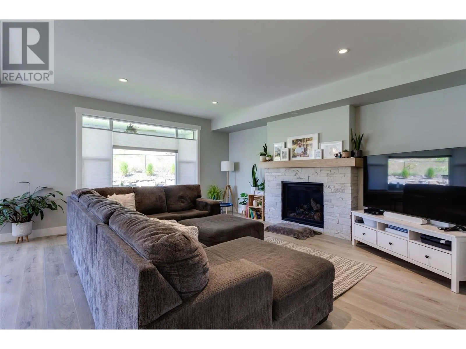 218 Echo Ridge Drive