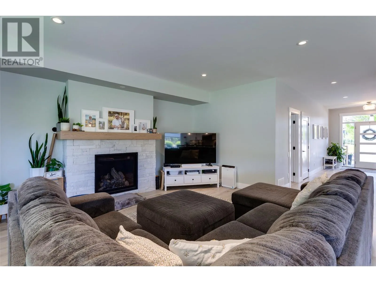 218 Echo Ridge Drive