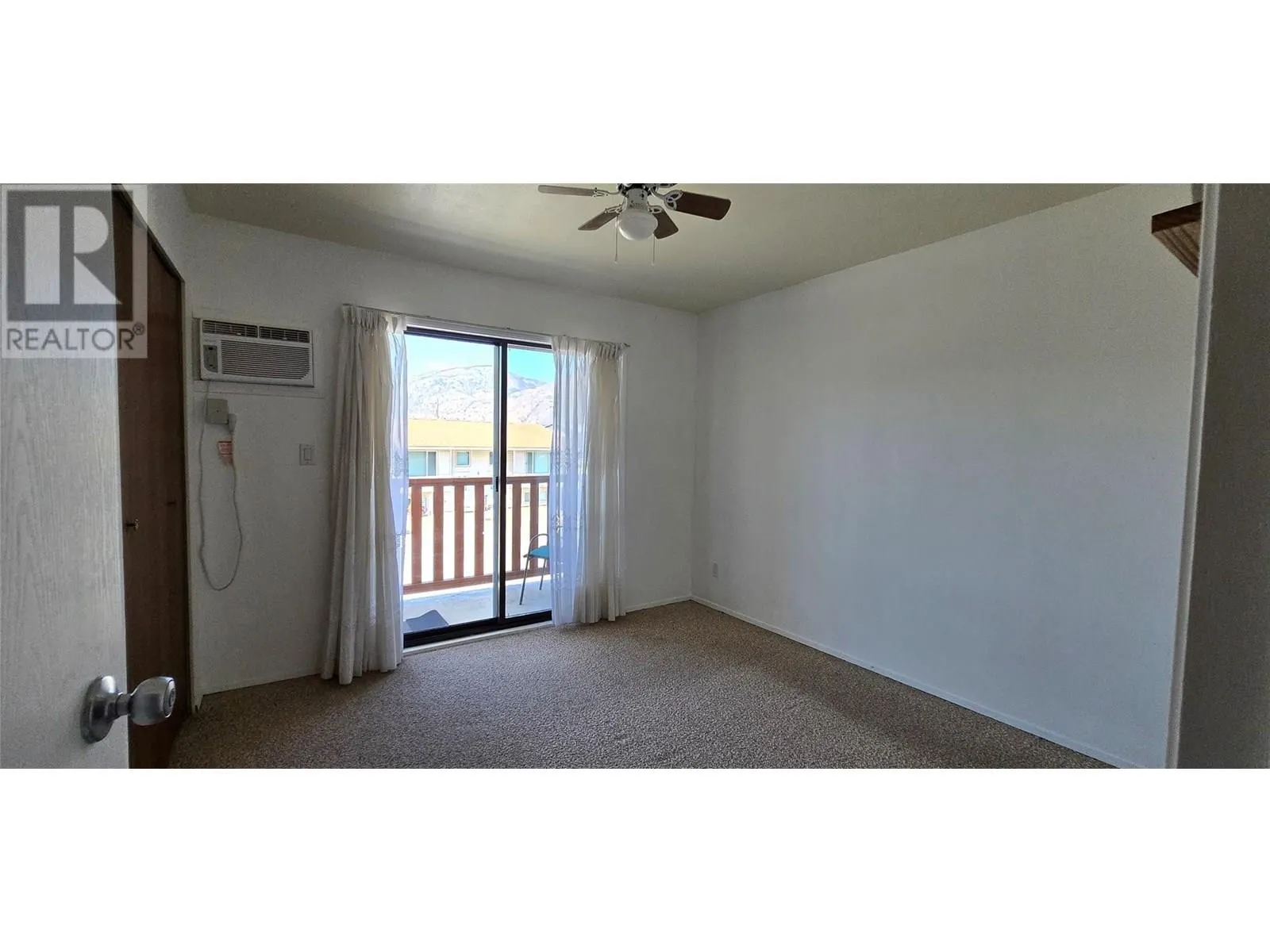10 Cactus Crescent