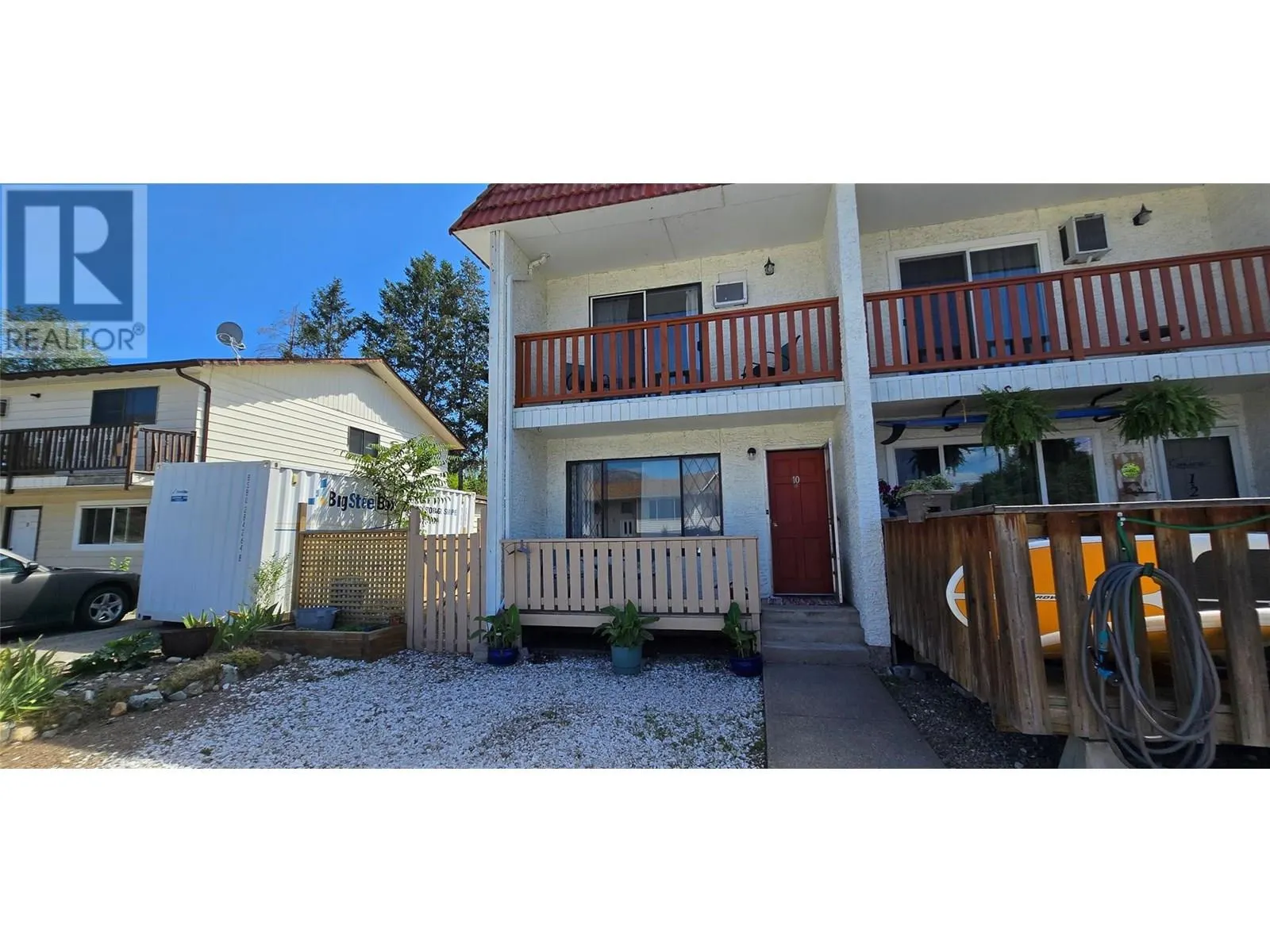 10 Cactus Crescent