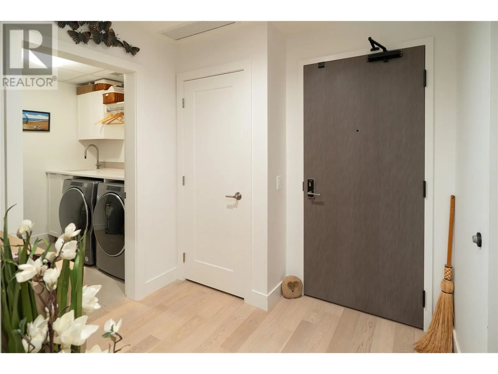 3000 Ariva Drive Unit# 3307