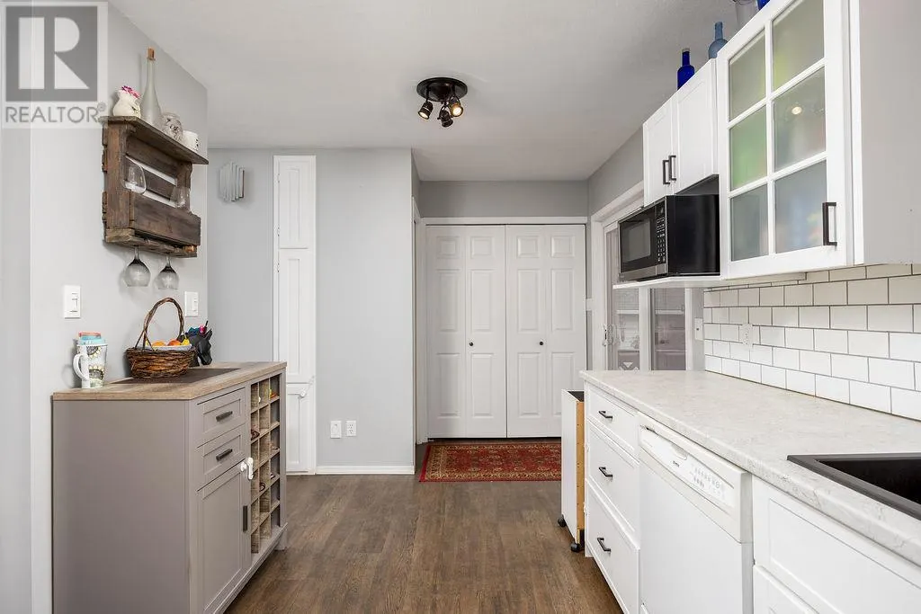 5204 Sandon Place
