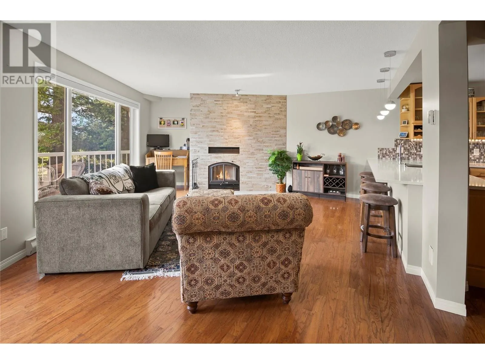 7525 Columbia Avenue Unit# 17