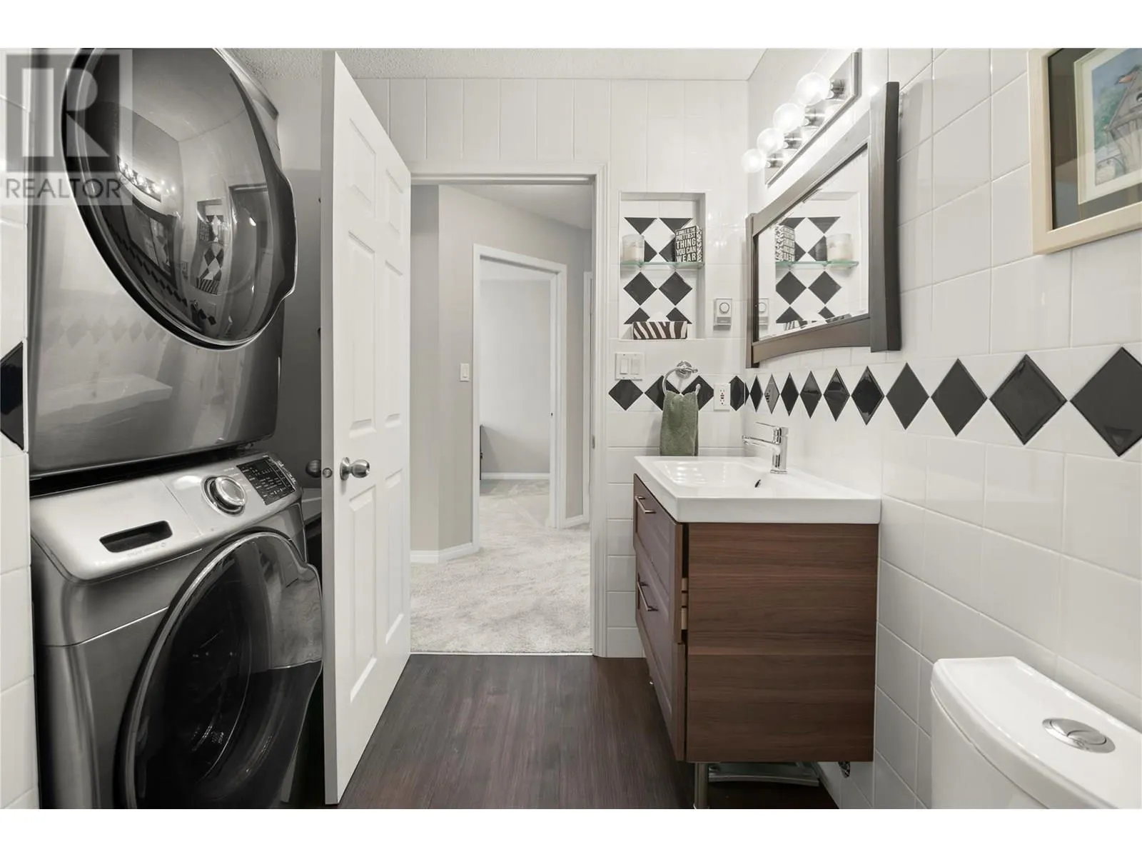 7525 Columbia Avenue Unit# 17
