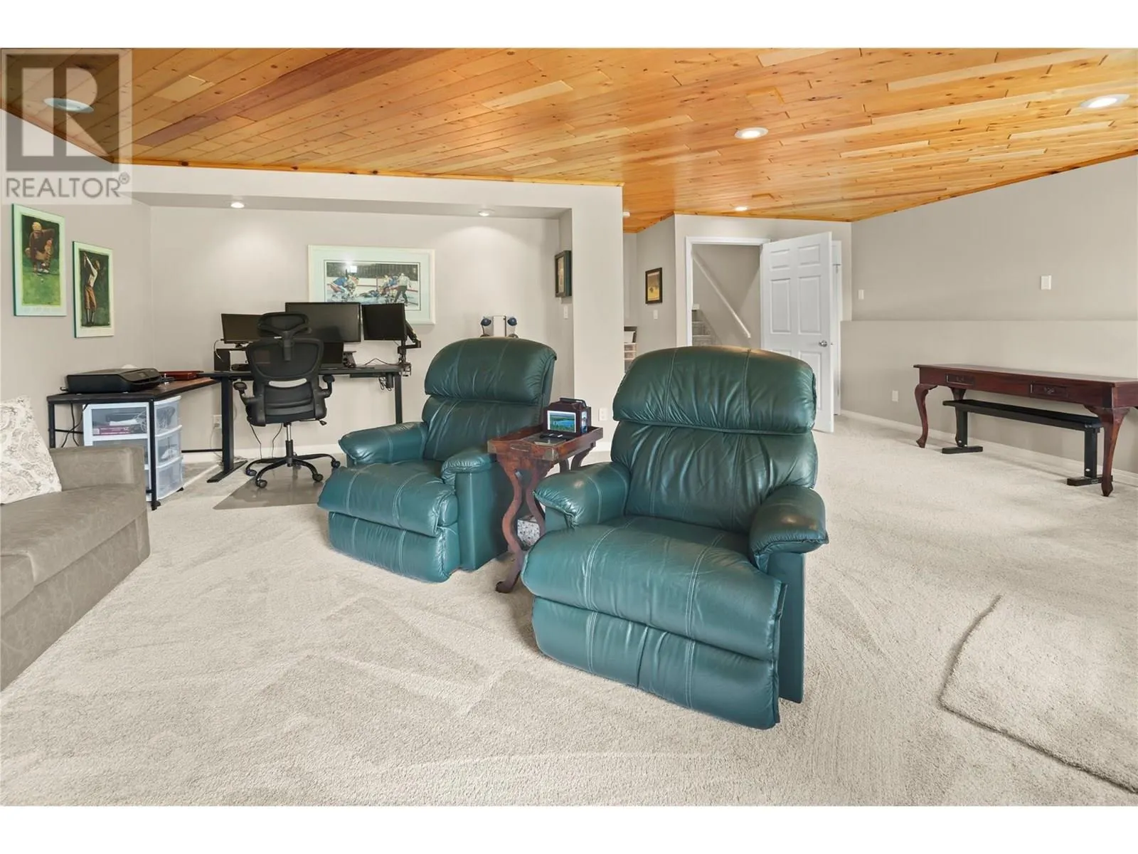 7525 Columbia Avenue Unit# 17
