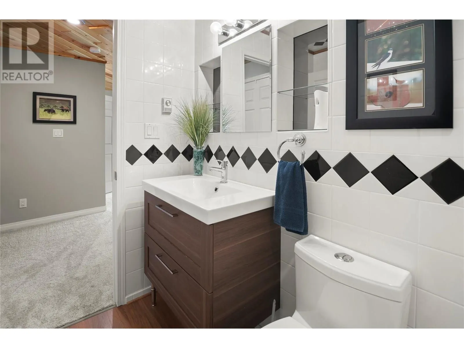7525 Columbia Avenue Unit# 17