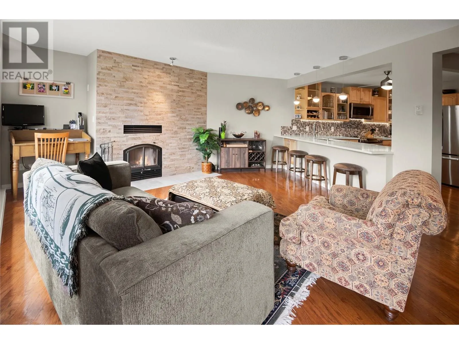 7525 Columbia Avenue Unit# 17