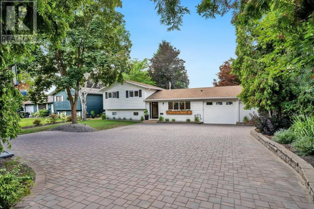 4430 Lakeshore Road