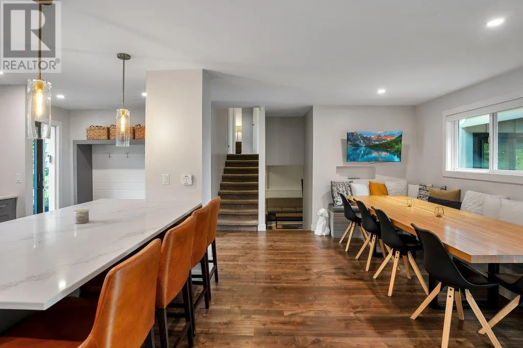 4430 Lakeshore Road