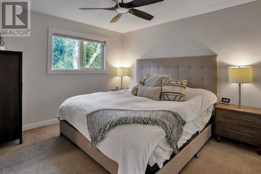 4430 Lakeshore Road