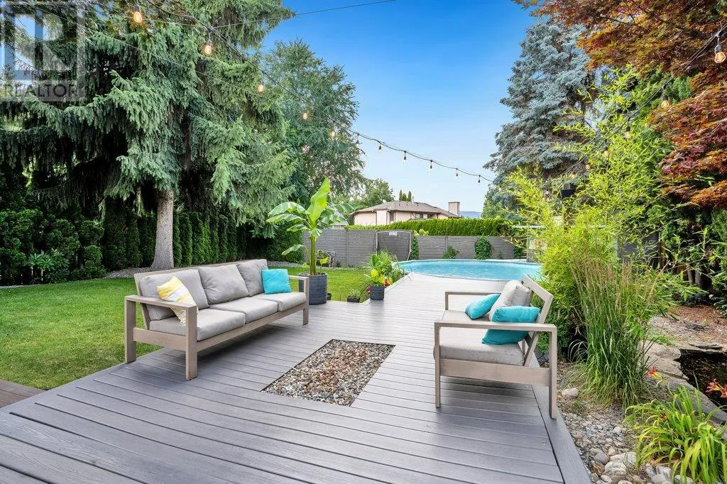 4430 Lakeshore Road