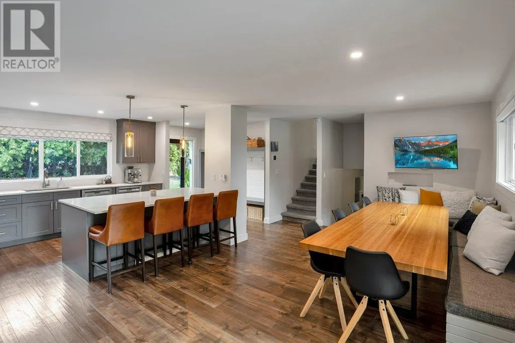 4430 Lakeshore Road