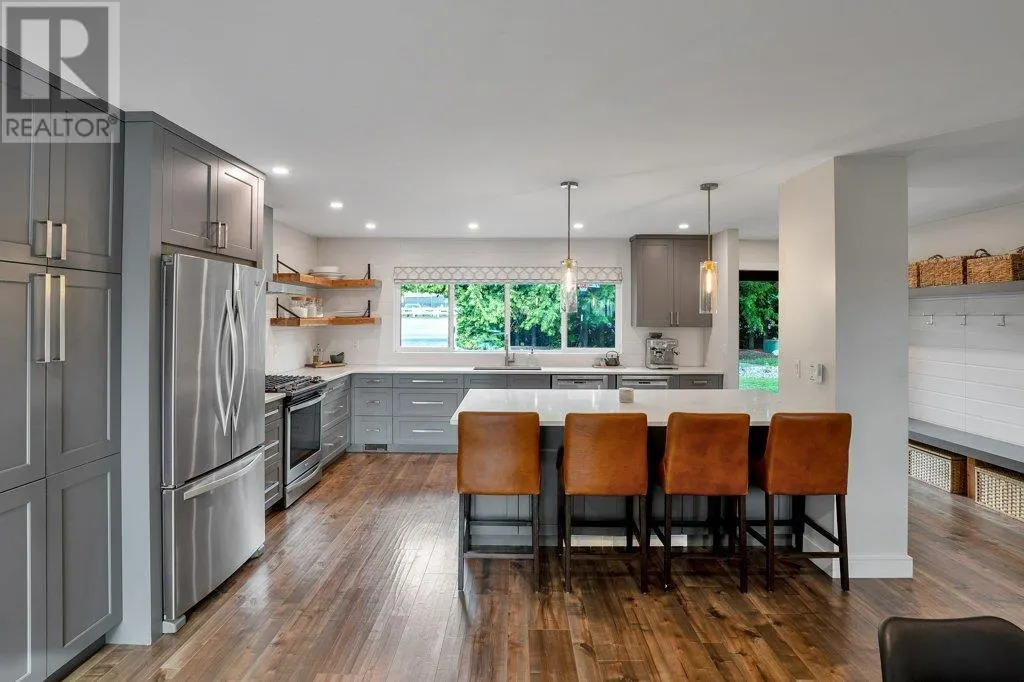 4430 Lakeshore Road