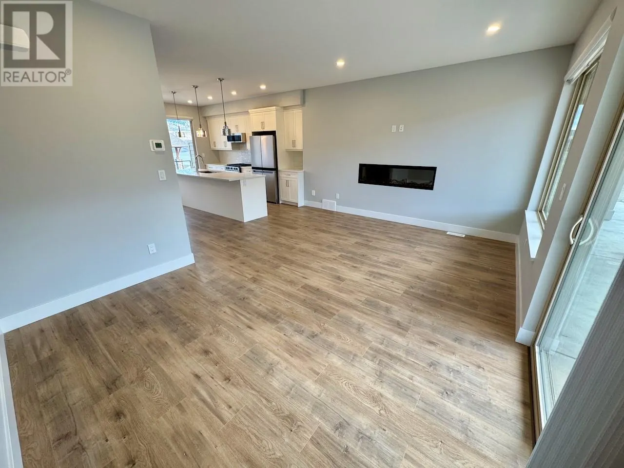 130 COLEBROOK Road Unit# 27