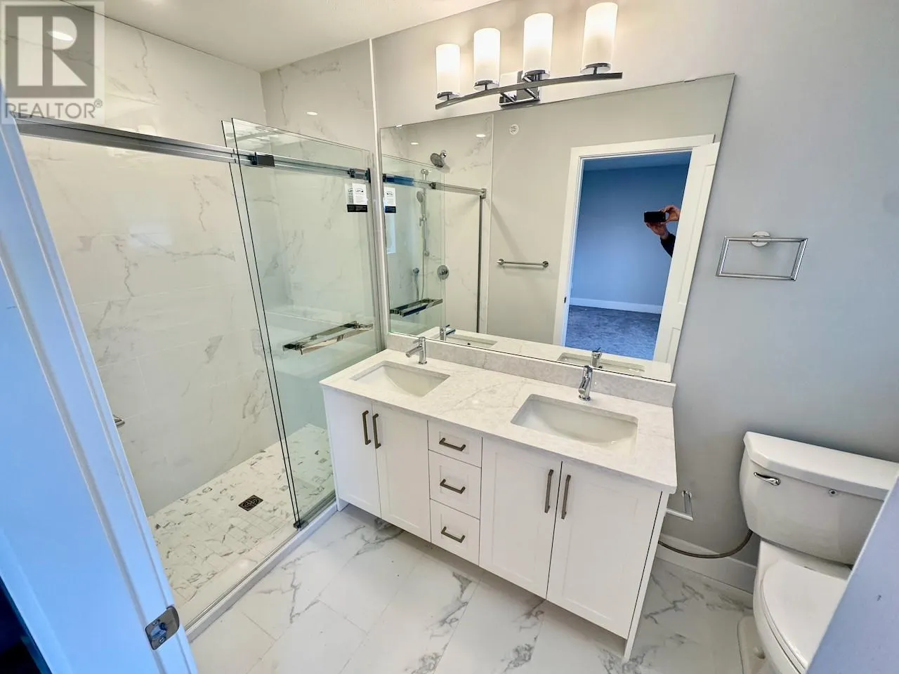 130 COLEBROOK Road Unit# 27