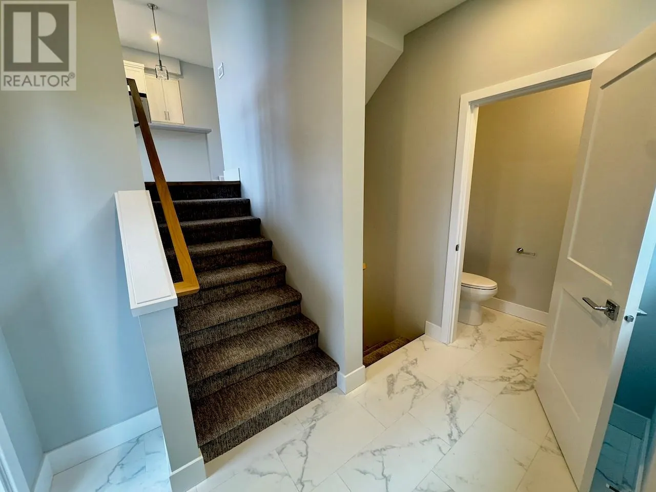 130 COLEBROOK Road Unit# 27
