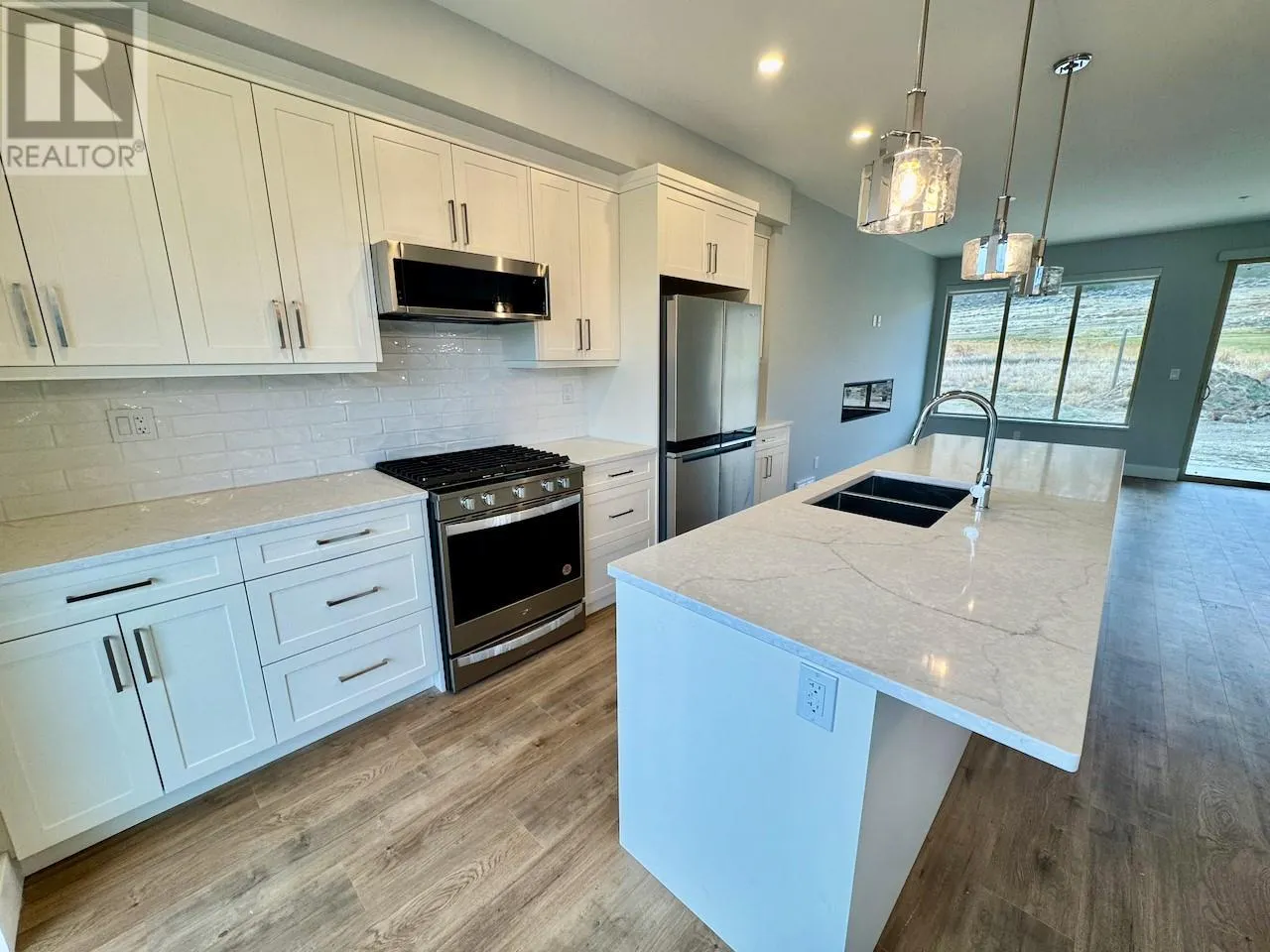 130 COLEBROOK Road Unit# 27
