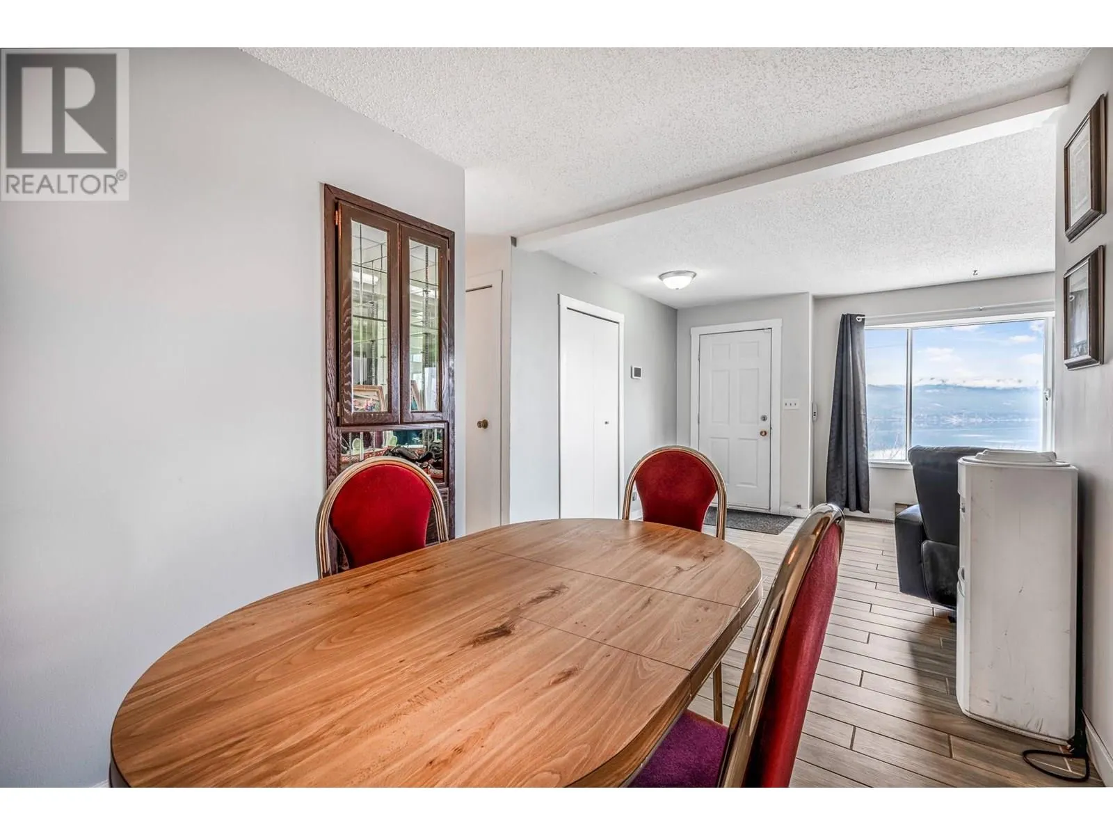 494 Killarney Way
