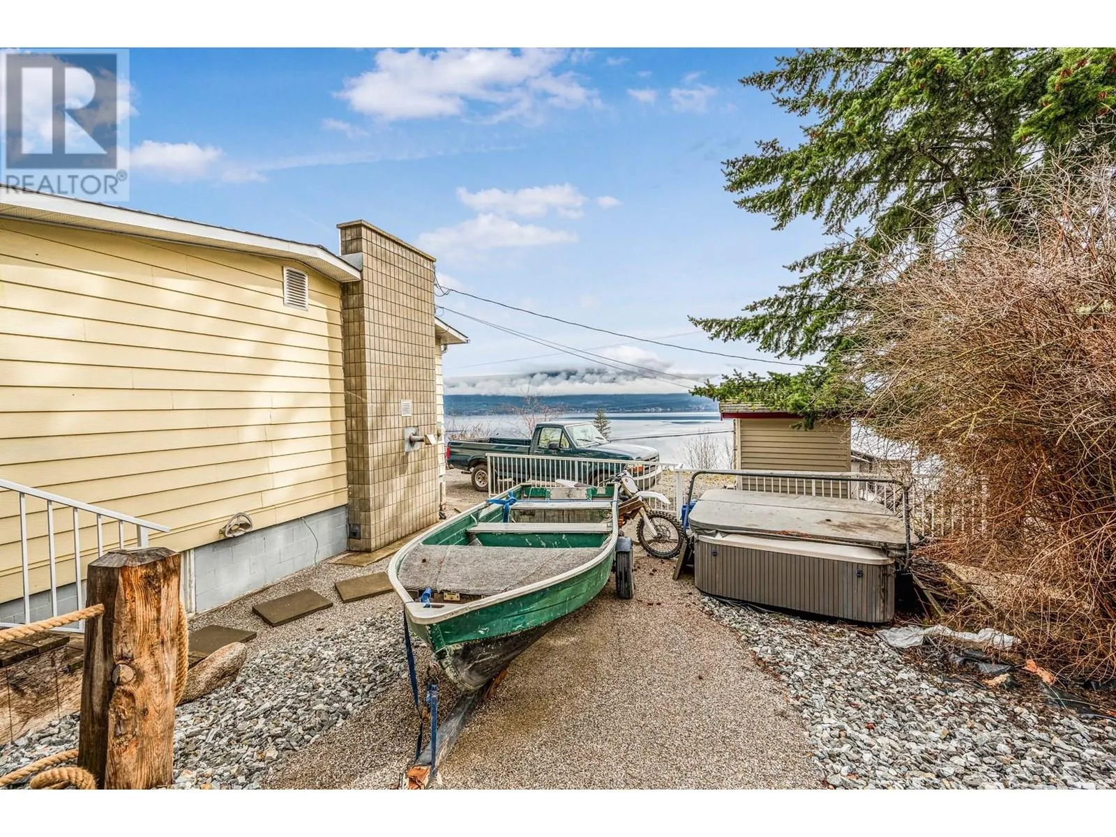 494 Killarney Way