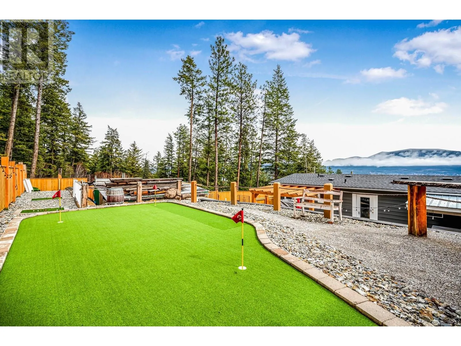 494 Killarney Way