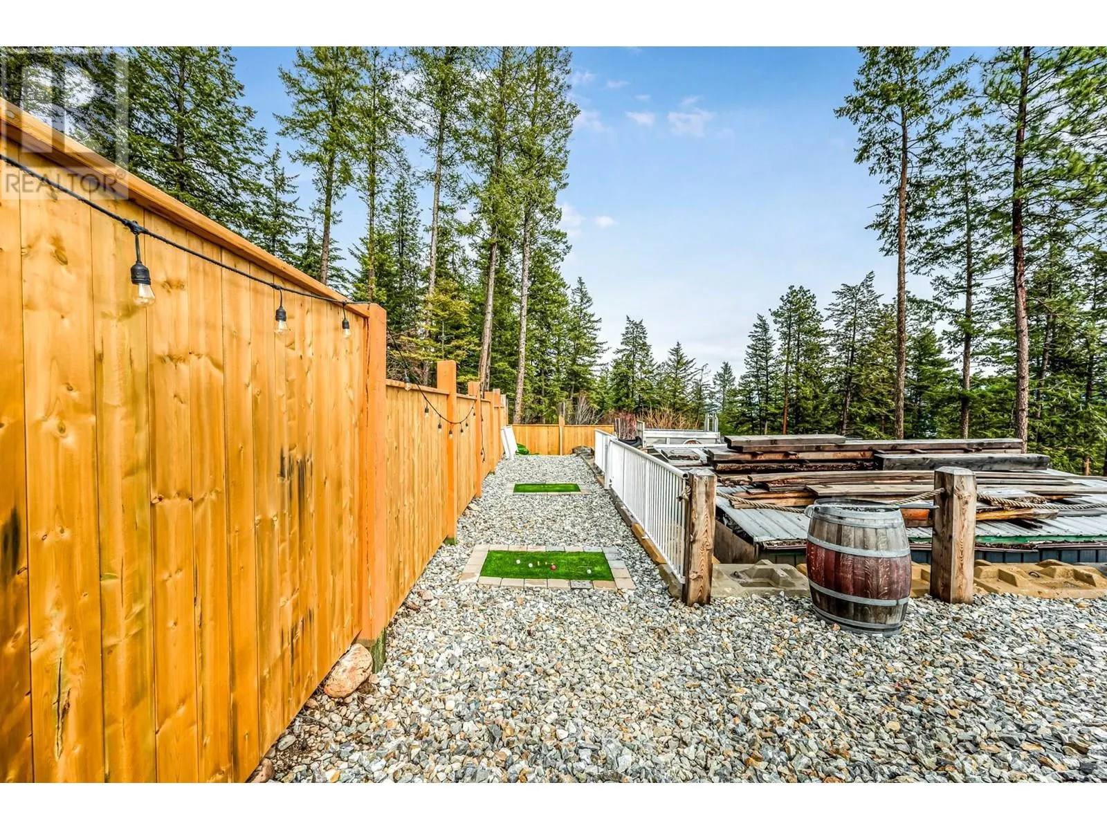 494 Killarney Way