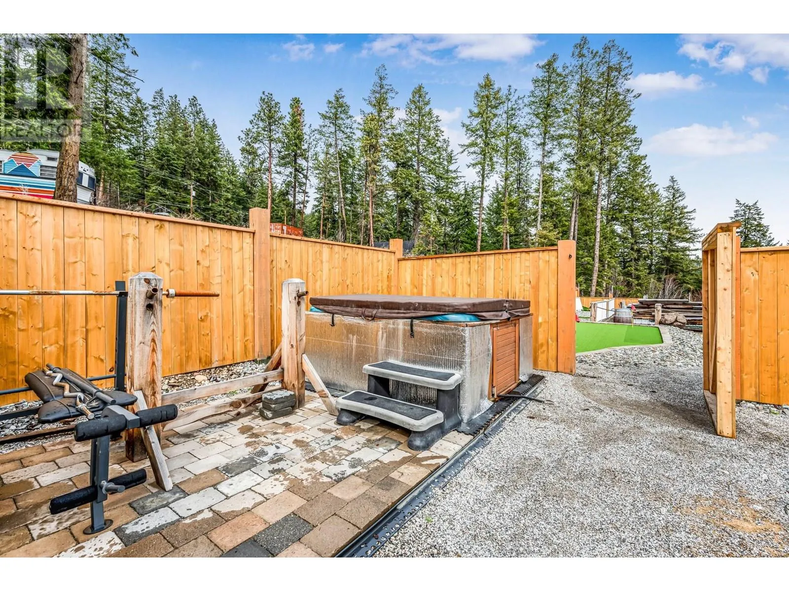 494 Killarney Way