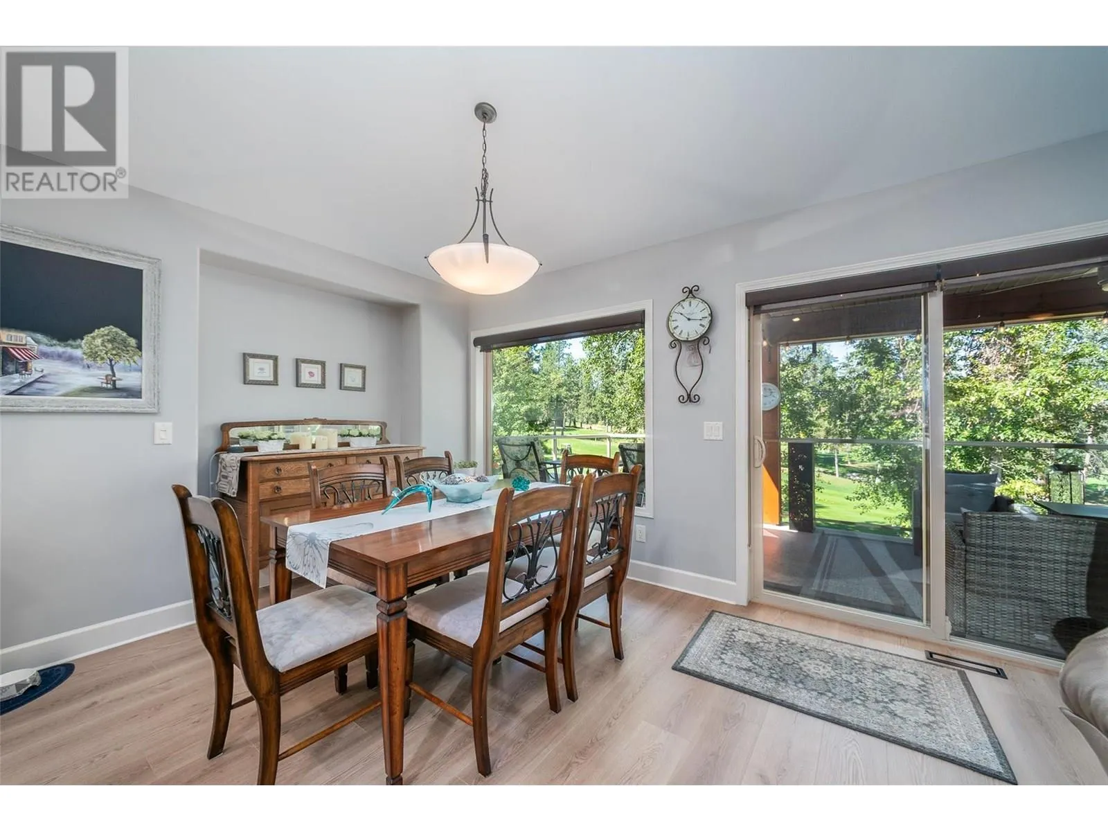 3452 Camelback Drive
