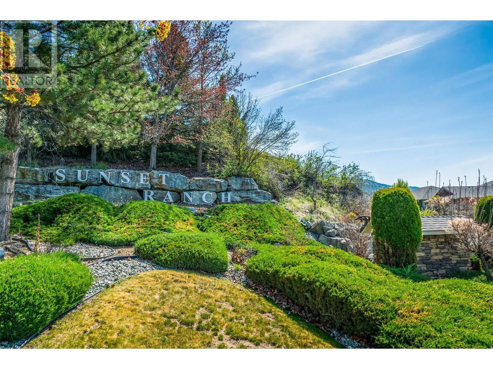 3452 Camelback Drive