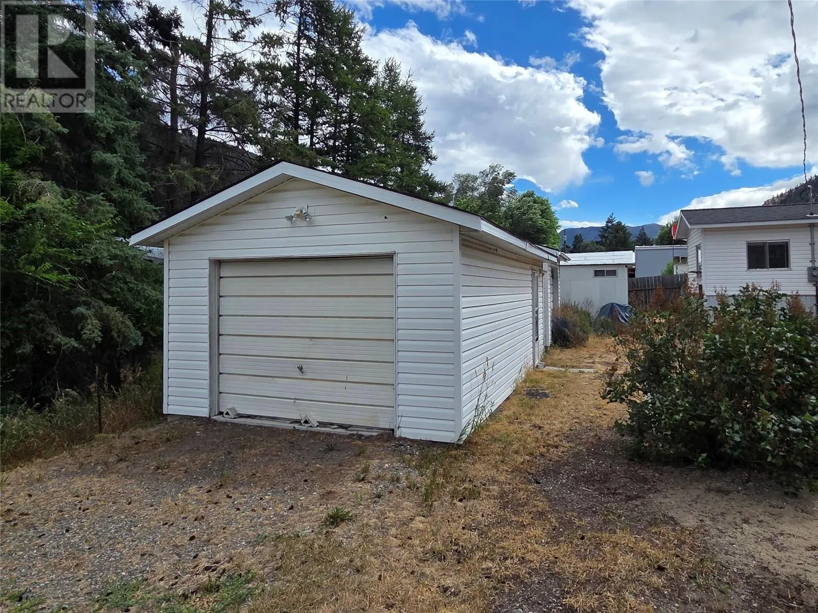 1529 Main Street