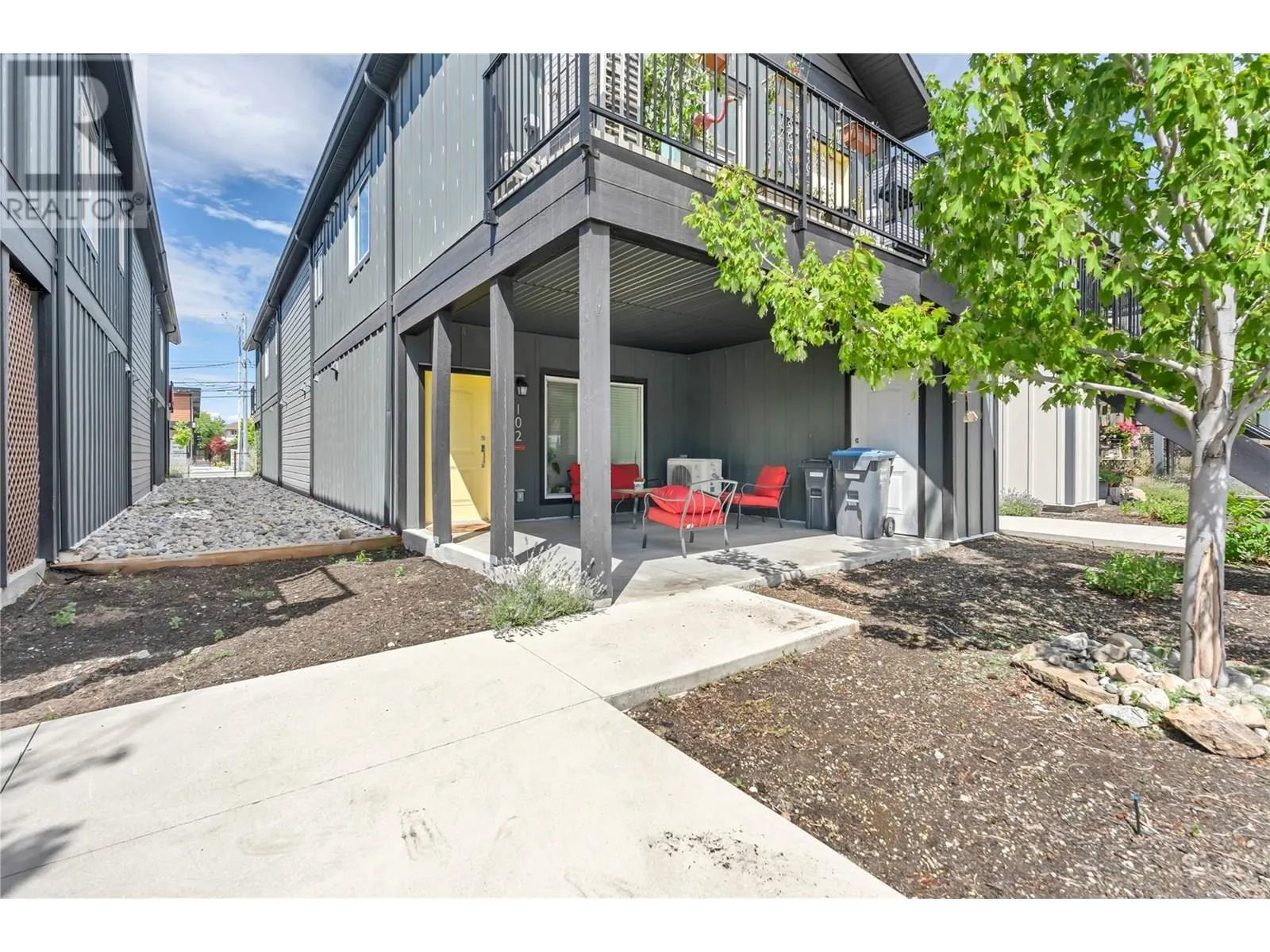 116 Calgary Avenue
