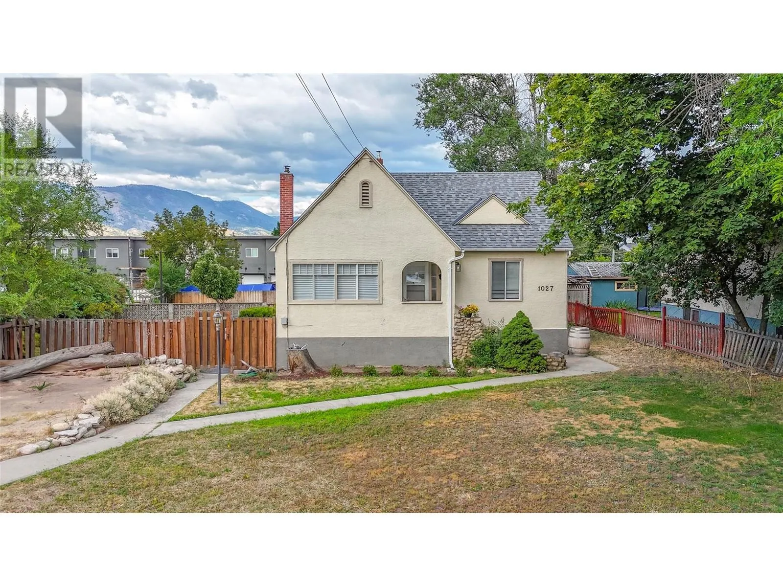 1027 Government Street
